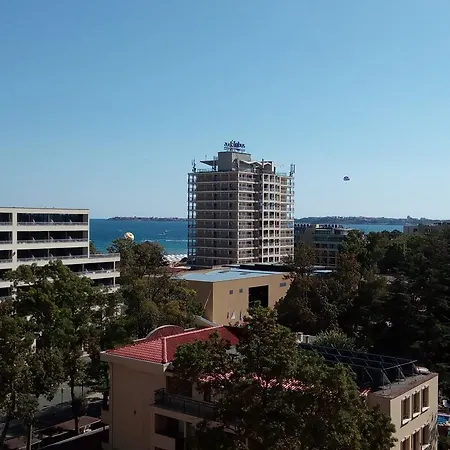 One-bedroom Private In Royal Beach * Слънчев бряг