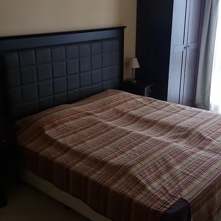 One-bedroom Private In Royal Beach Апартамент *
