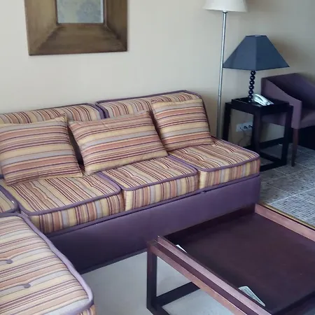 One-bedroom Private In Royal Beach Апартамент