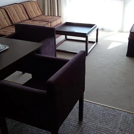 One-bedroom Private In Royal Beach Apartmán *